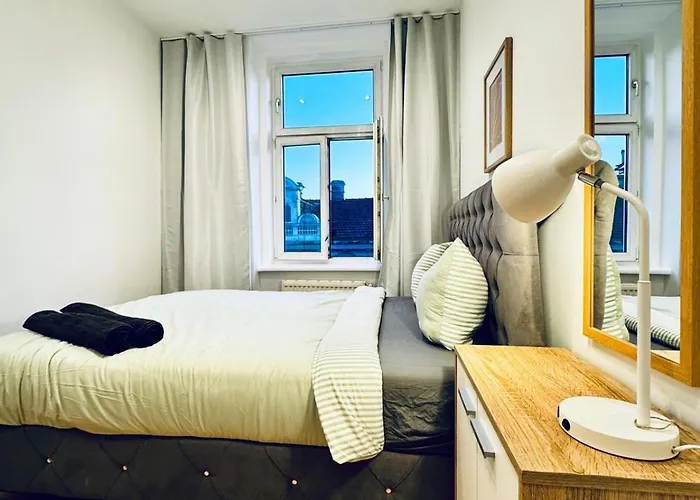 Bright Private In 4br Near Kaufpark Alterlaa