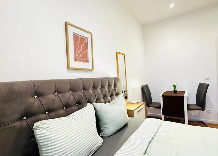 Apartman Bright Private In 4br Near Kaufpark Alterlaa