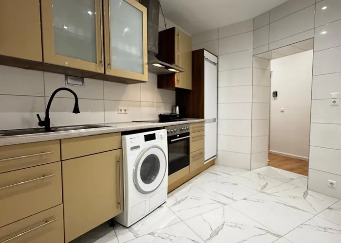 Bright Private In 4br Near Kaufpark Alterlaa Bécs